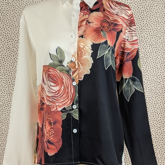 Peach Floral Button Down Blouse (Size: Medium) - Picture 2 of 11